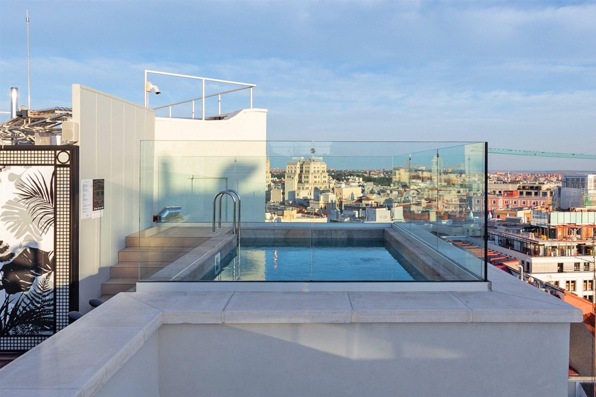 Pestana Cr7 Gran Via Madrid Hotel Екстериор снимка