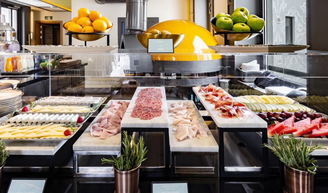 Pestana Cr7 Gran Via Madrid Hotel Екстериор снимка