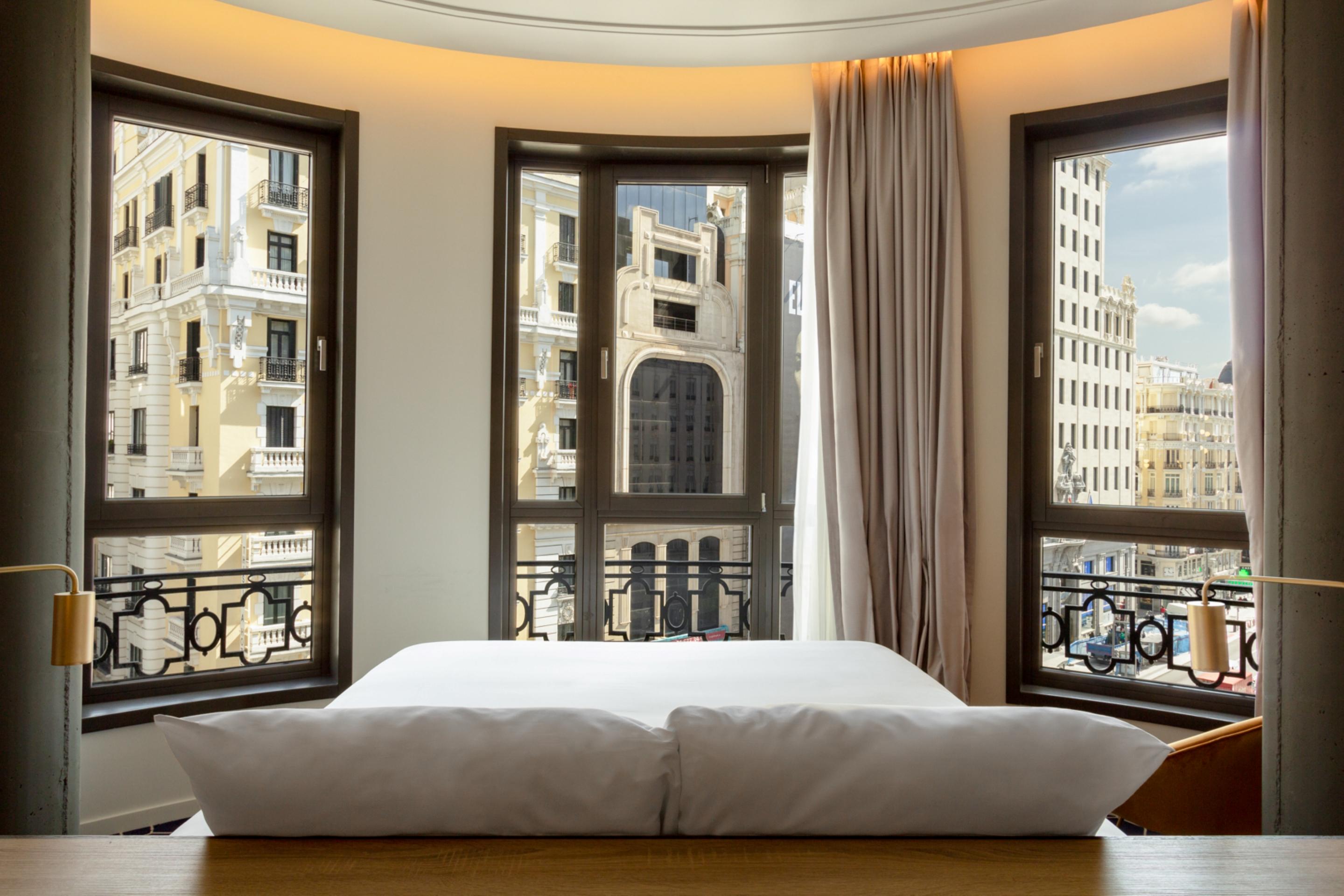 Pestana Cr7 Gran Via Madrid Hotel Екстериор снимка