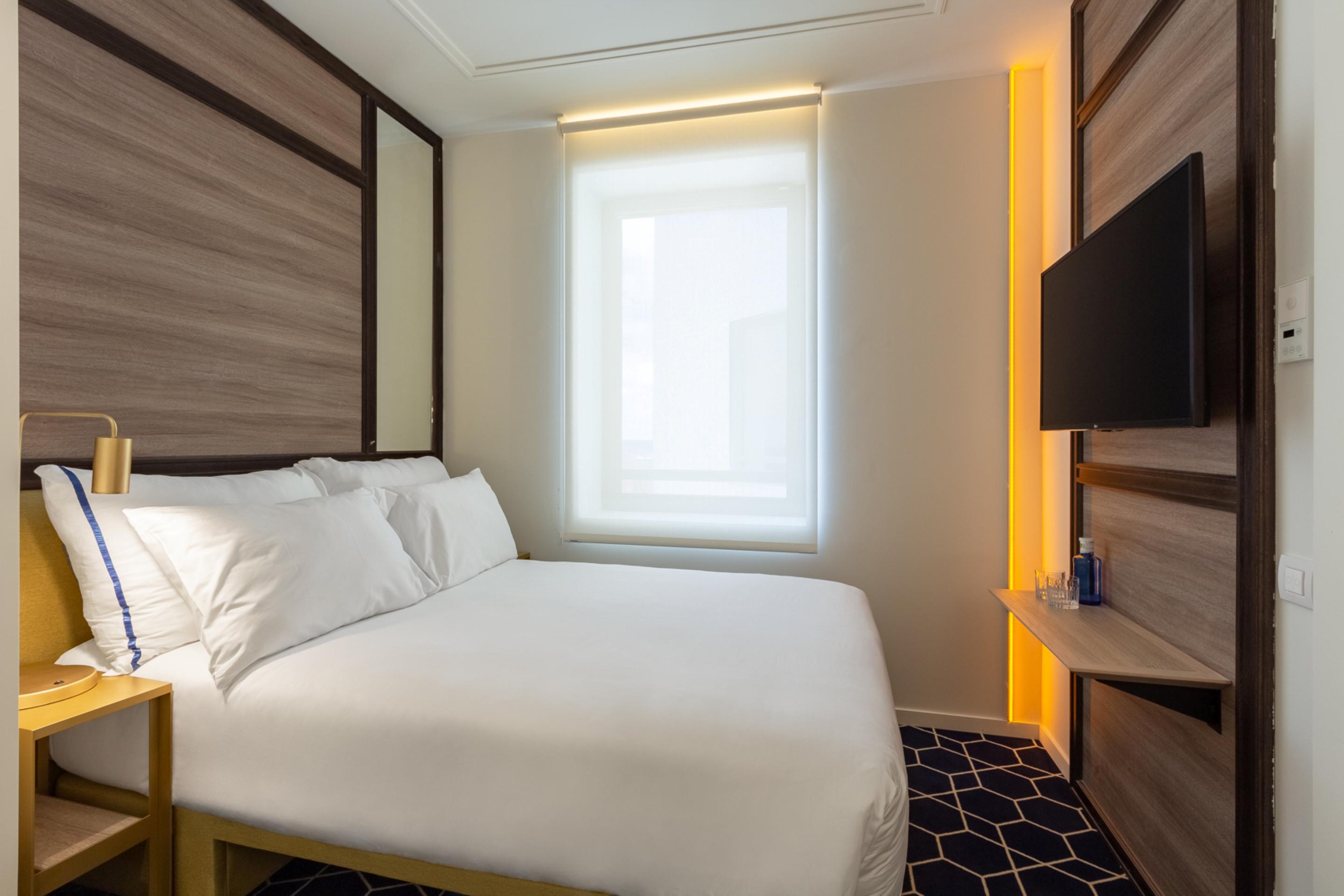 Pestana Cr7 Gran Via Madrid Hotel Екстериор снимка
