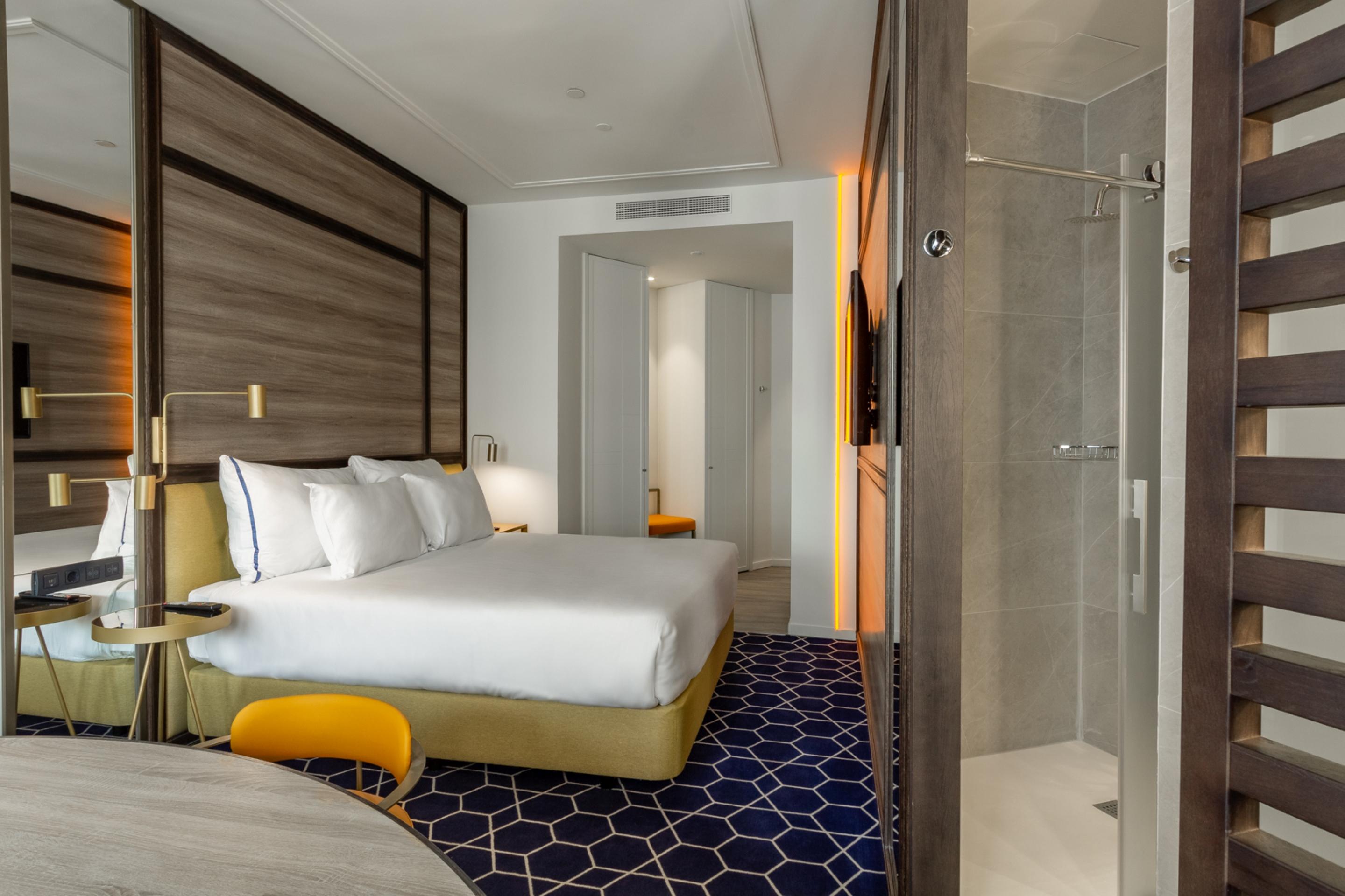 Pestana Cr7 Gran Via Madrid Hotel Екстериор снимка