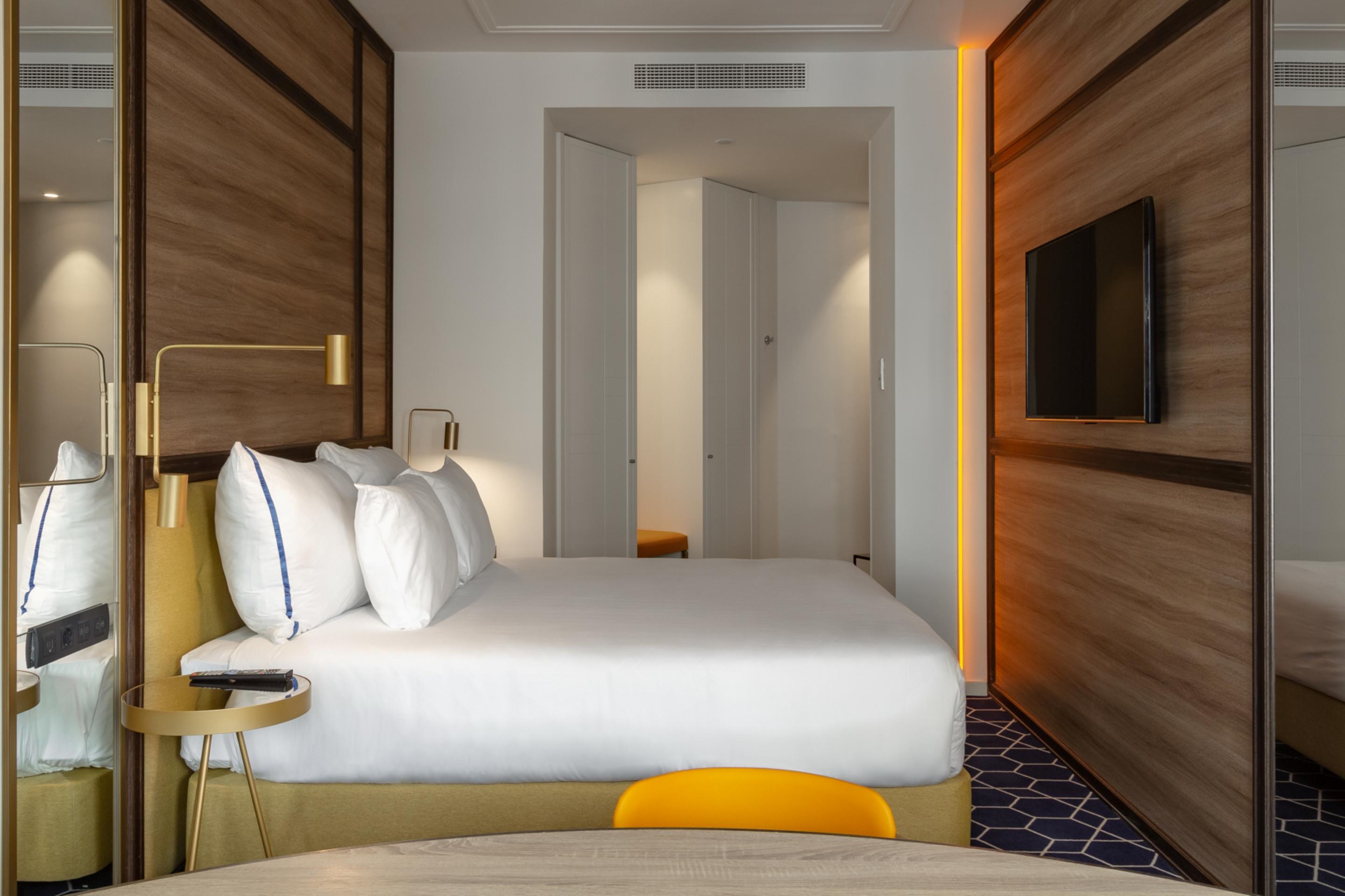 Pestana Cr7 Gran Via Madrid Hotel Екстериор снимка